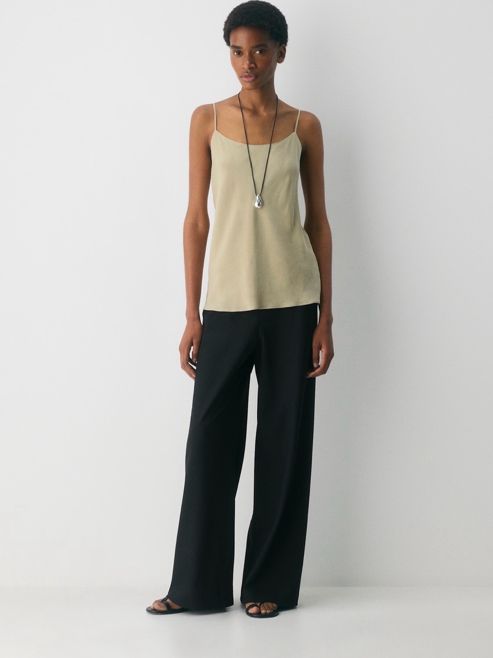 Aritzia Bourne Camisole NWT! Size Small.